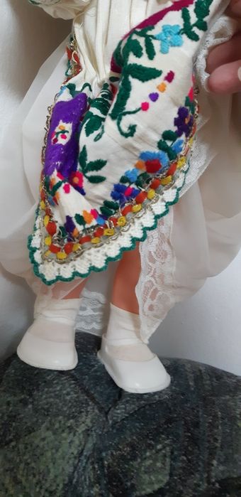 Păpușa veche  Arădeanca