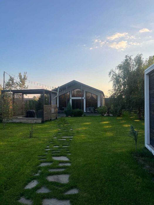 Продаётся современный дом в стиле Барнхаус