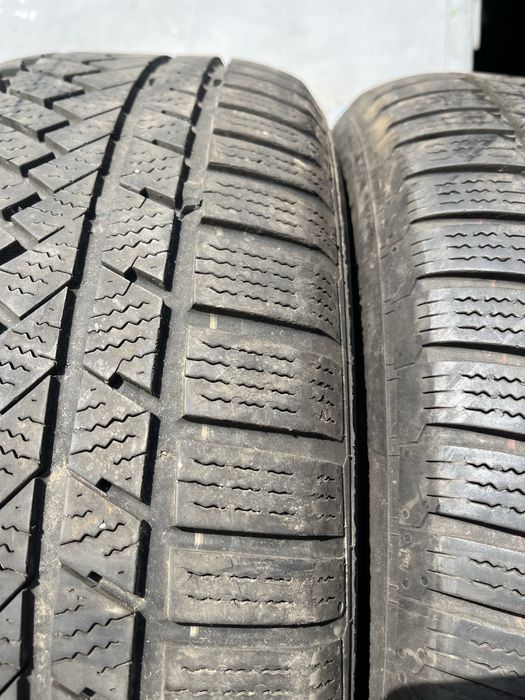 2 бр. зимни гуми 215/55/17 Continental DOT 2019 5 mm