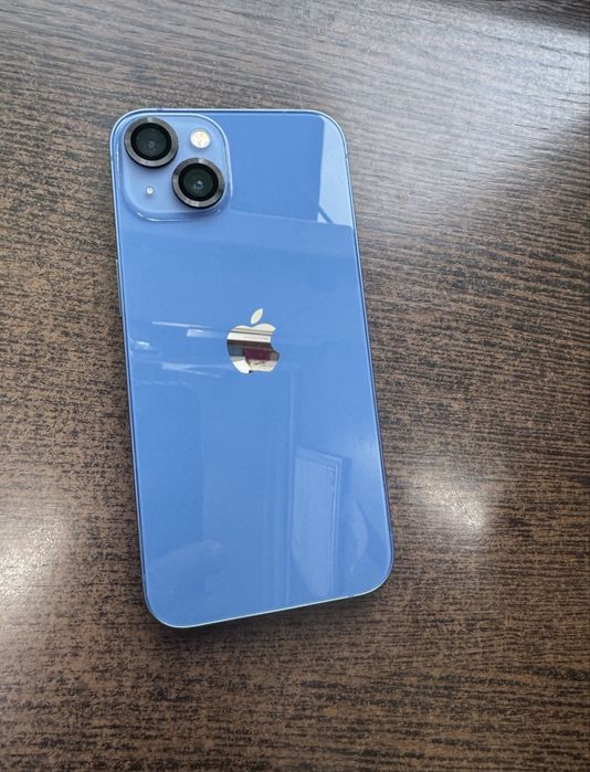 Iphone 13. 128 ideal