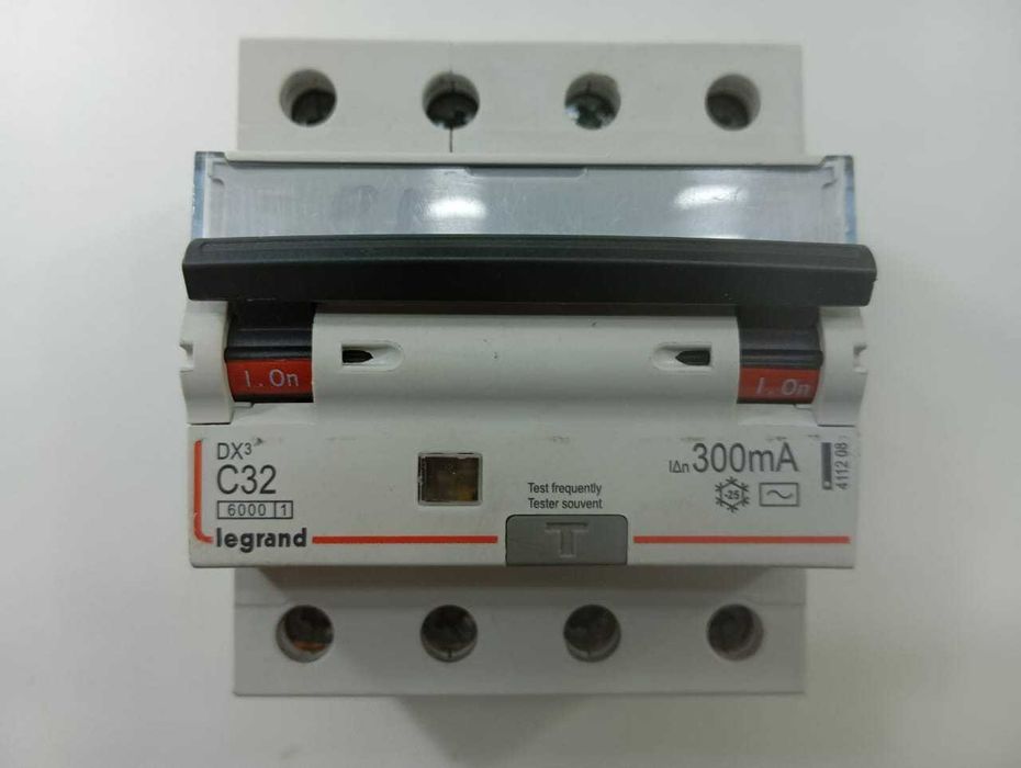 Дифавтоматы Legrand C80 / C32