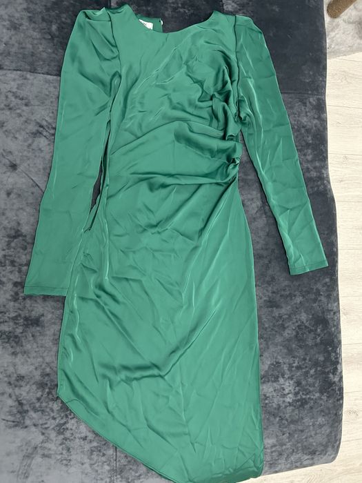 Платья от 42 до 44 размеров