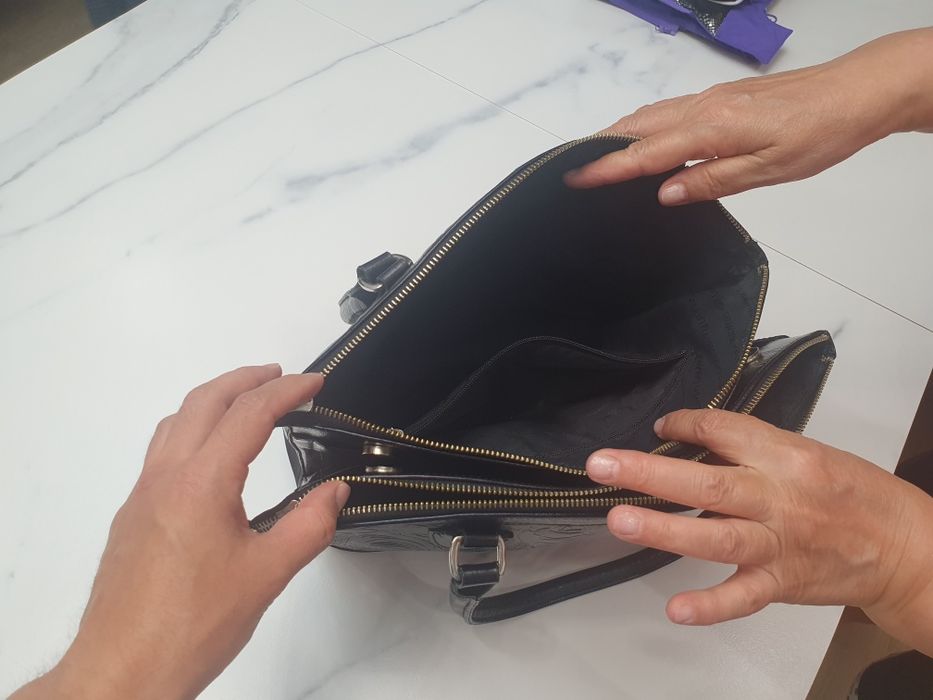 Продам женскую сумку