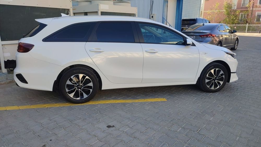 Kia cee'd 2024 года,Газ-бензин