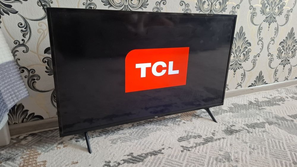 Продам телевизор TCL в хорошем состоянии не смарт