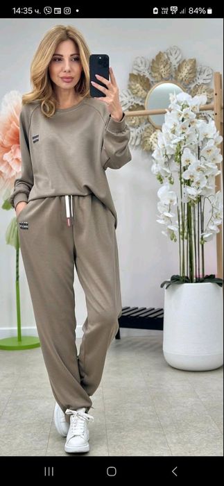 Дамски комплект нов две части