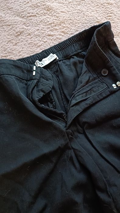 Pantaloni scurti Zara