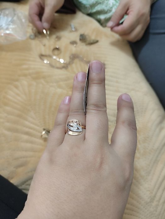 Продам новое кольцо