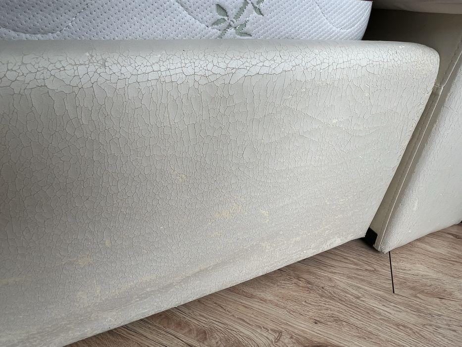 Продам кровать для спальни