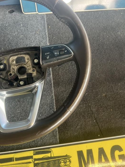 Оригинален волан с пера и подгрев Audi Q7 Q8 Q5 4m Ауди Кю 7 кафяв н10