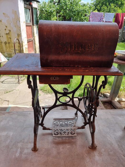 Masina de cusut Singer anul 1873