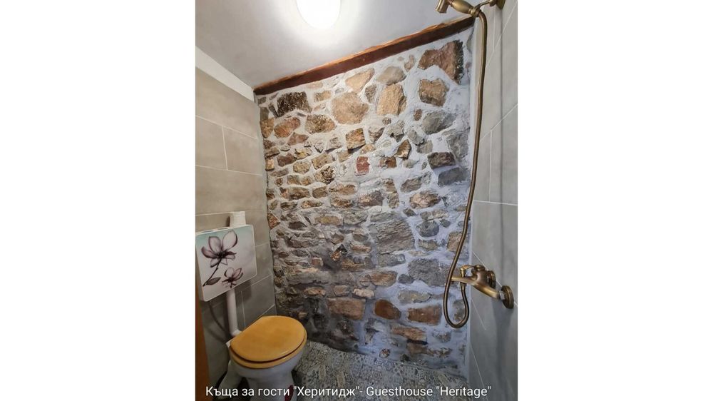 Продава се Къща в с. Владимир, Област Перник - 140 кв.м за 1065 €/кв.м - Снимка #15