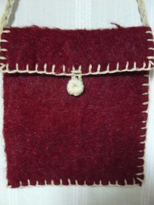 Битови торби /чанти/ от козя и овча вълна за туризъм и фестивали