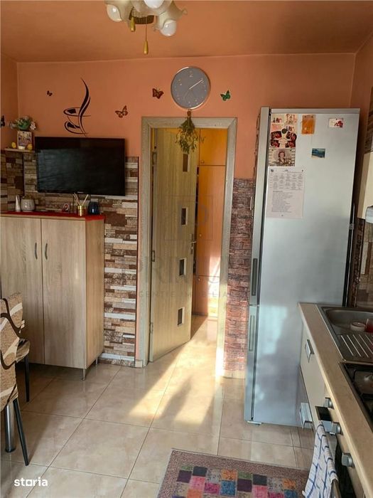 Soarelui - Etaj 3 - Centrala Proprie - Clima - 3 Camere - 2 Bai - 2 Ba