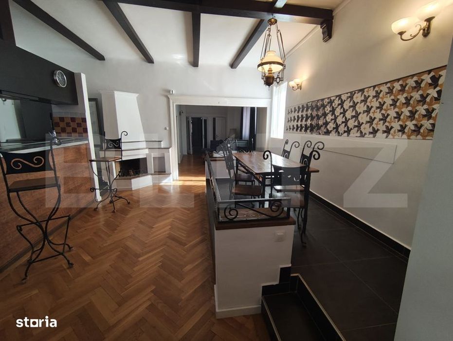 De inchiriat apartament lux zona ultracentrala cu garaj si loc de parc