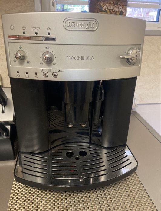 Кафемашина DeLonghi Magnifica
