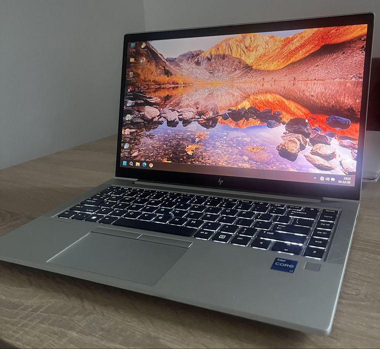 Laptop HP Elitebook, i7-1165G7, Ram 16Gb, SSD 512Gb, FullHD