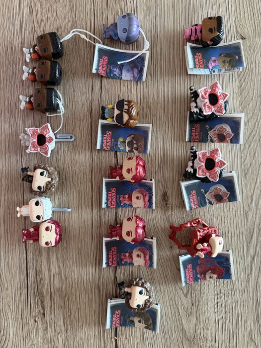 Фигурки от stranger things