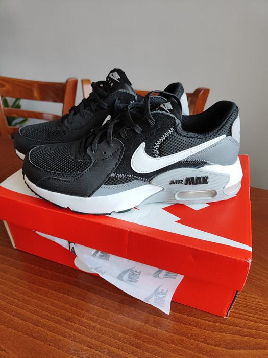 Дамски маратонки Nike Air Max