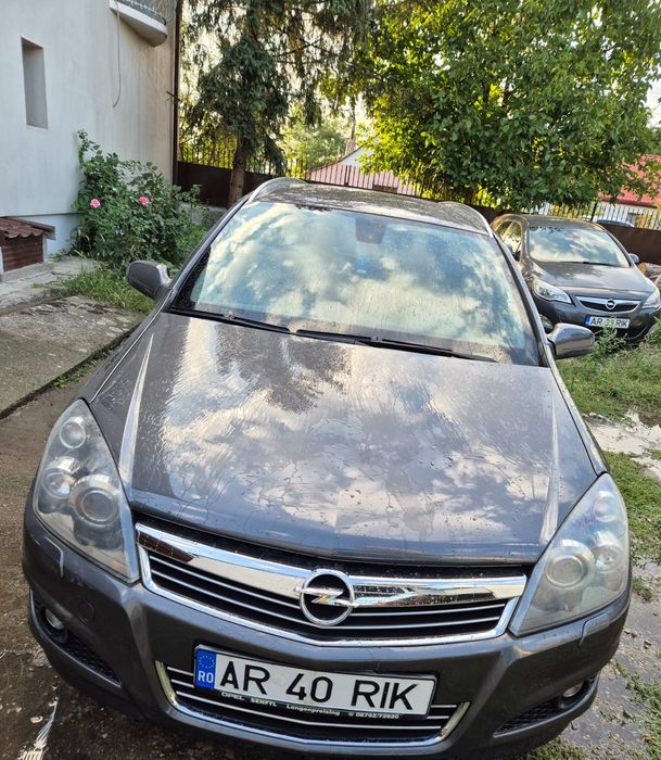Vand Opel Astra 2009 cu instalatie GPL