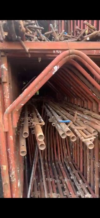 Schela Edilponte 36 euro cadrul 18 podul..15 euro metrul patrat