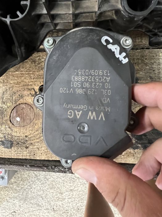 Вихрова клапа и моторче Audi A5 A6 A4 2,0tdi 03l129086 Seat Vw Skoda