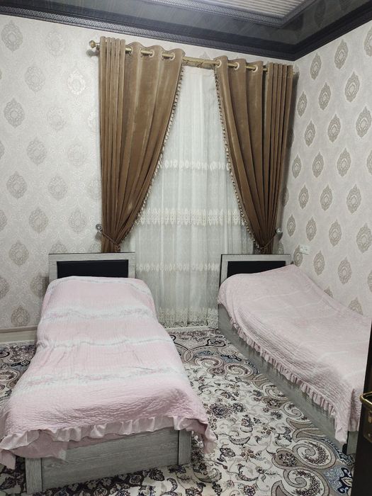 Мирзо Улугбекский р-он ул. Археологическая 4 соток. 4 комнаты.