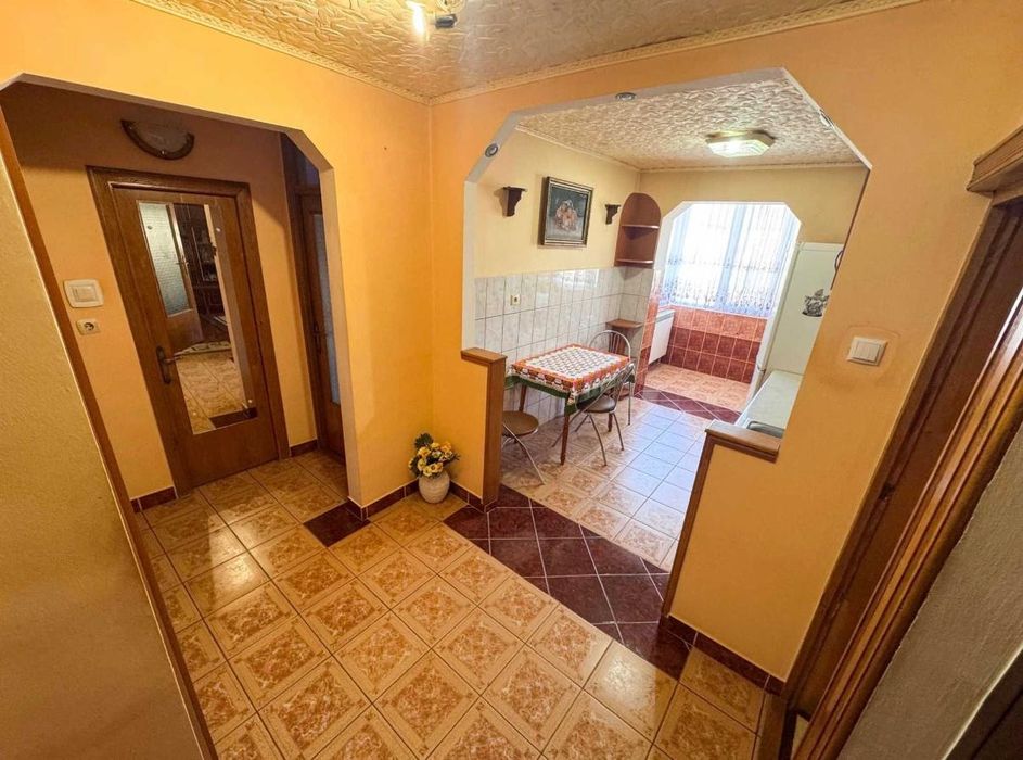 Vând apartament 2 camere tip PB decomandat rogerius