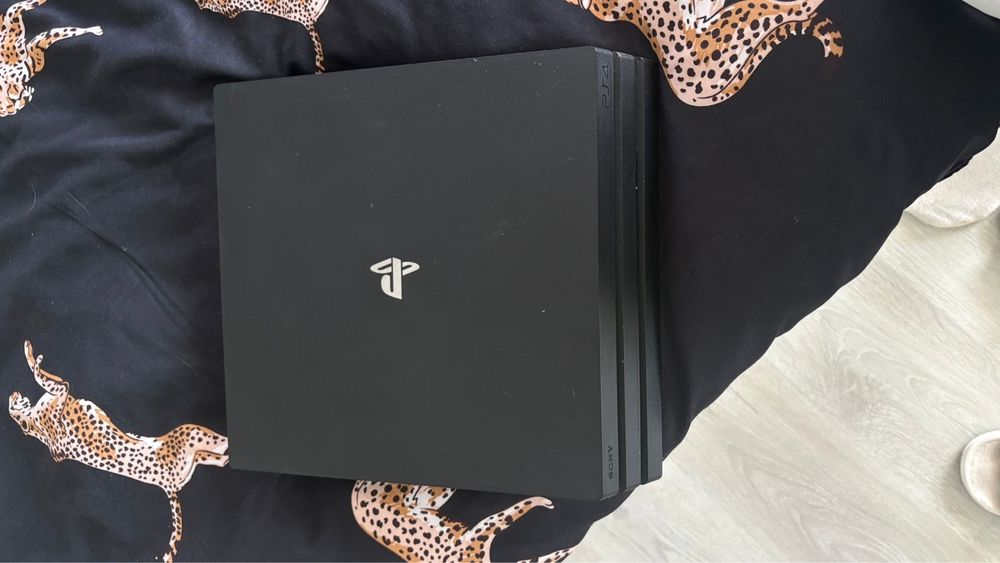 Consola Sony PlayStation 4 PS4 1 TB Second-Hand  + Controller