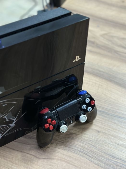 Limited edition StarWars PlayStation 4 Fat + игры