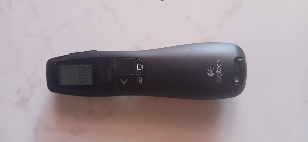 Presenter wireless profesional Logitech R700