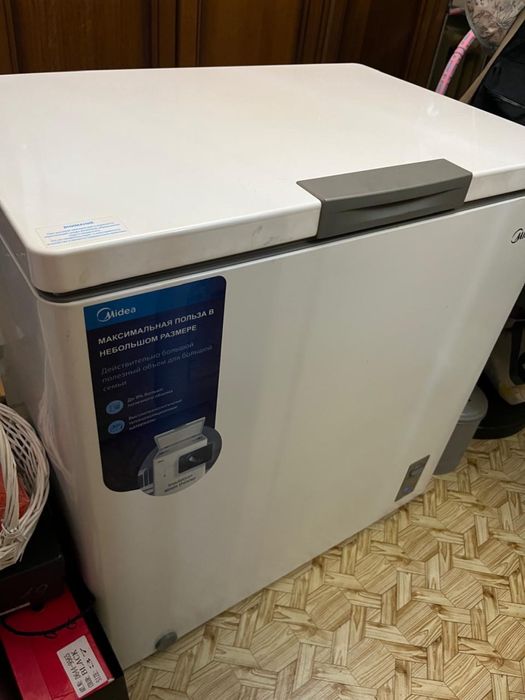 Продам морозильный ларь Midea