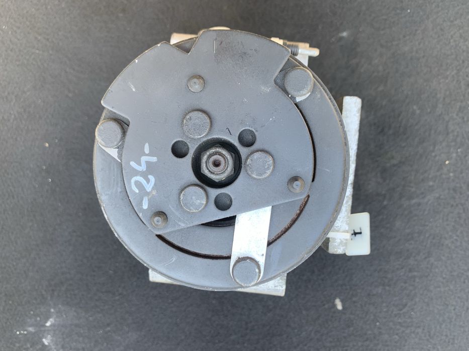 Compresor Clima AC Aer Conditionat Renault Clio 1.2 Benzina