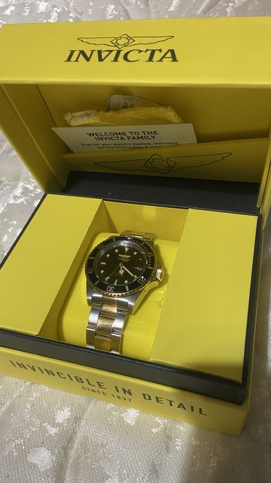 Продам часы Invicta (американские)