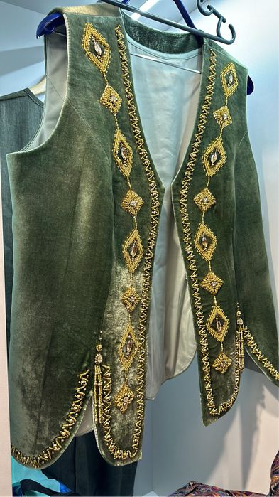 Кажекей 2шт бар! Тастары ручная работа! Оте адеми! Видеосын жиберемин