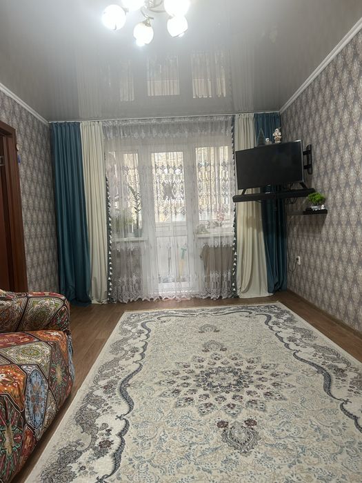 Продается 2-ух ком квартира