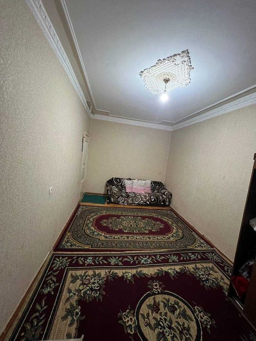 Продается квартира в Яшнабаде  Тузел 1   ( 40- лет победы )