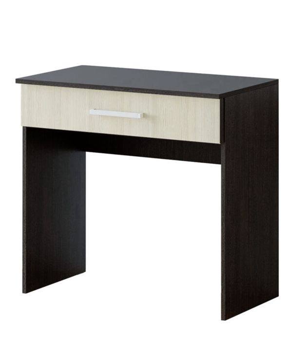 Туалетный столик