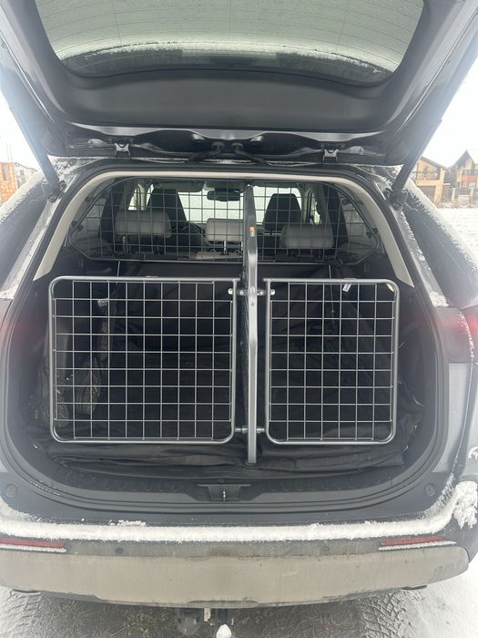 Grilaj separator Trav All transport catei portbagaj ptr Toyota Rav 4