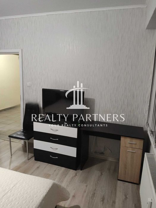 Двустаен апартамент в кв. Изток, гр. Перник