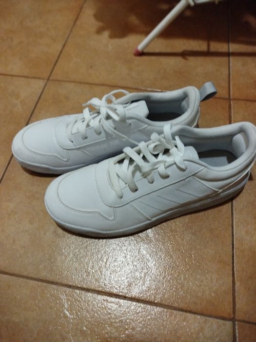 Маратонки Адидас 40