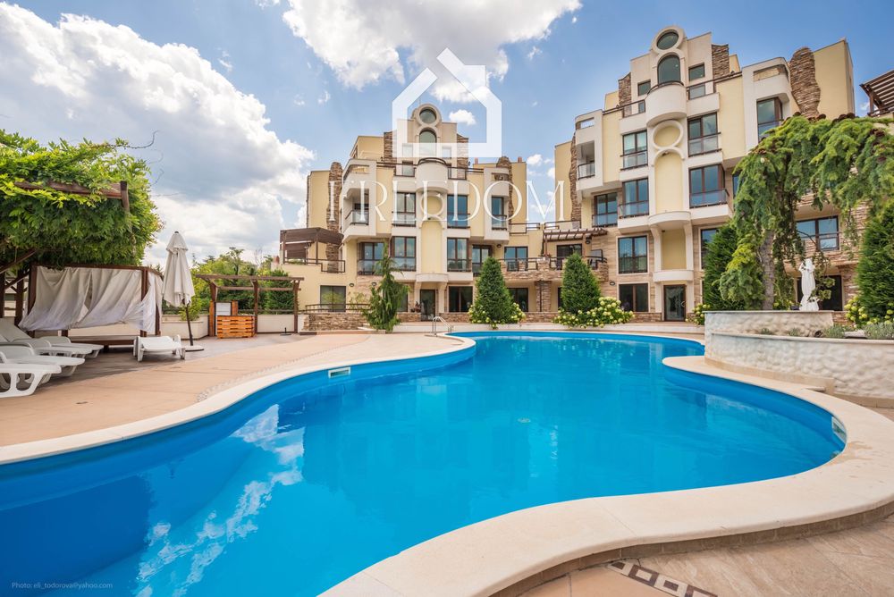 Продава се Четиристаен апартамент в Варна, Бриз - 186 кв.м за 2420 €/кв.м - Снимка #9