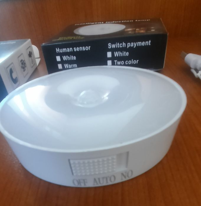 Lampa led senzor miscare nouă