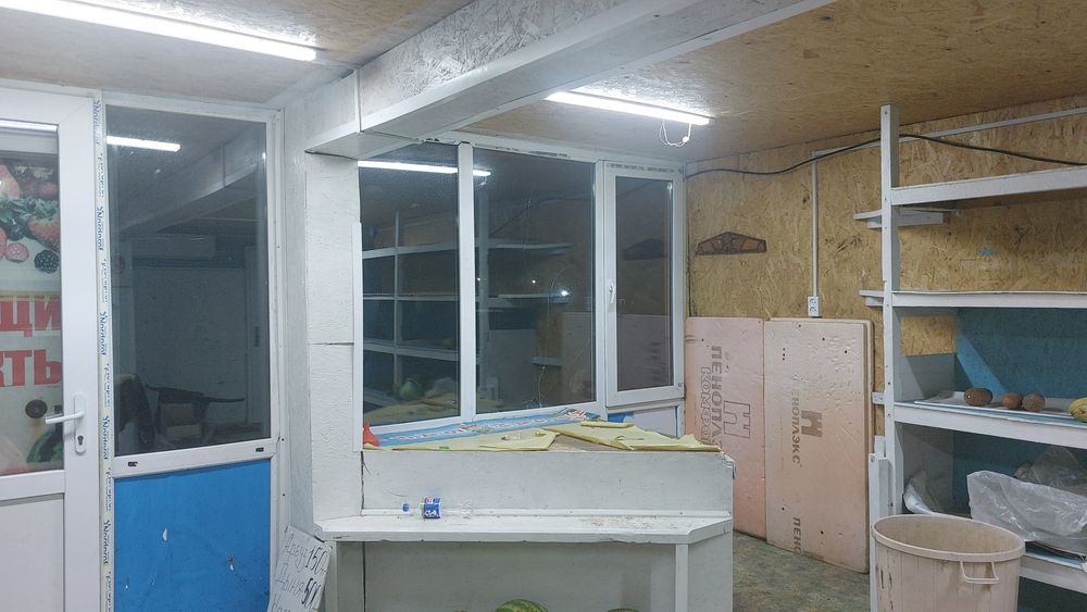 Продам овощной киоск утепленный