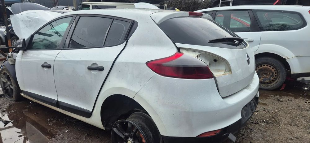 Piese Renault Megane 3 hatchback / scurt 4 usi