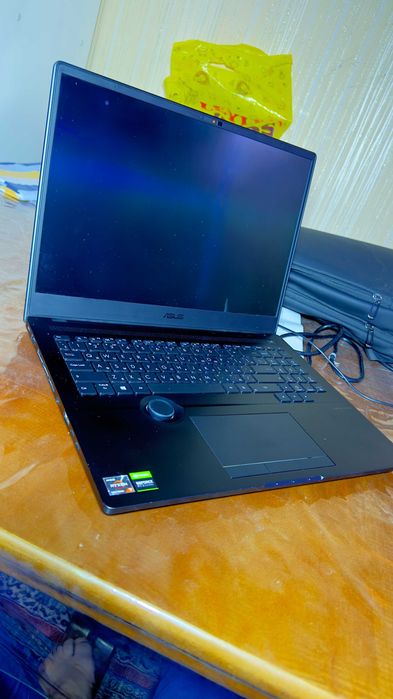 ASUS ProArt Studiobook 16 OLED (H5600Q) — профессиональный ноутбук