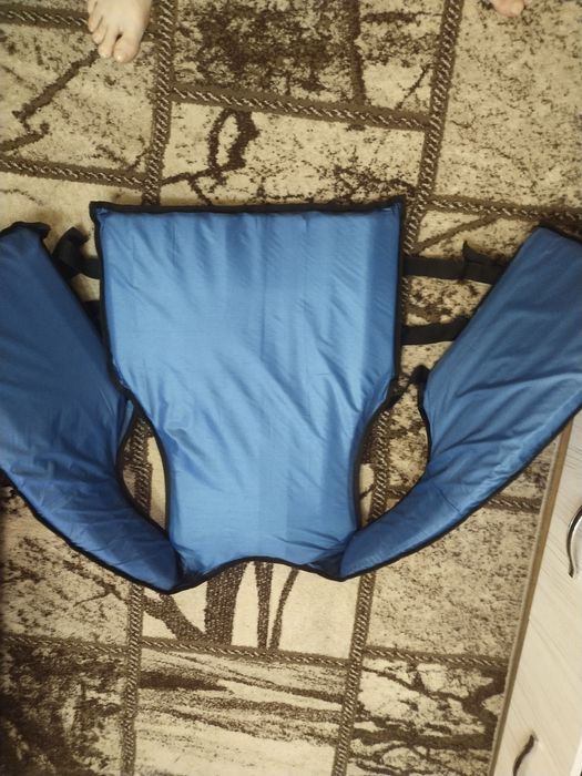 Продам спасательный жилет