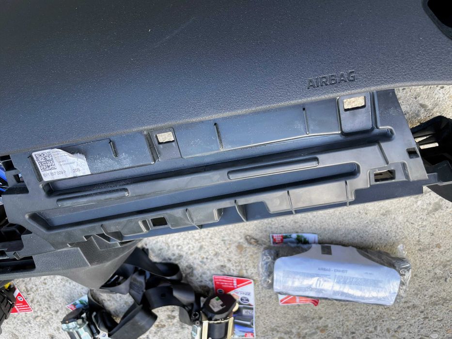 Skoda Fabia 3 plansa bord airbag volan pasager  centuri de siguranta