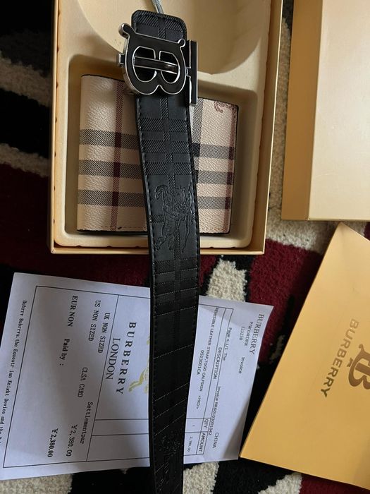 Set Burberry London Curea + Portofel