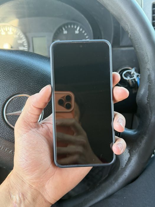 Продам samsung  S24